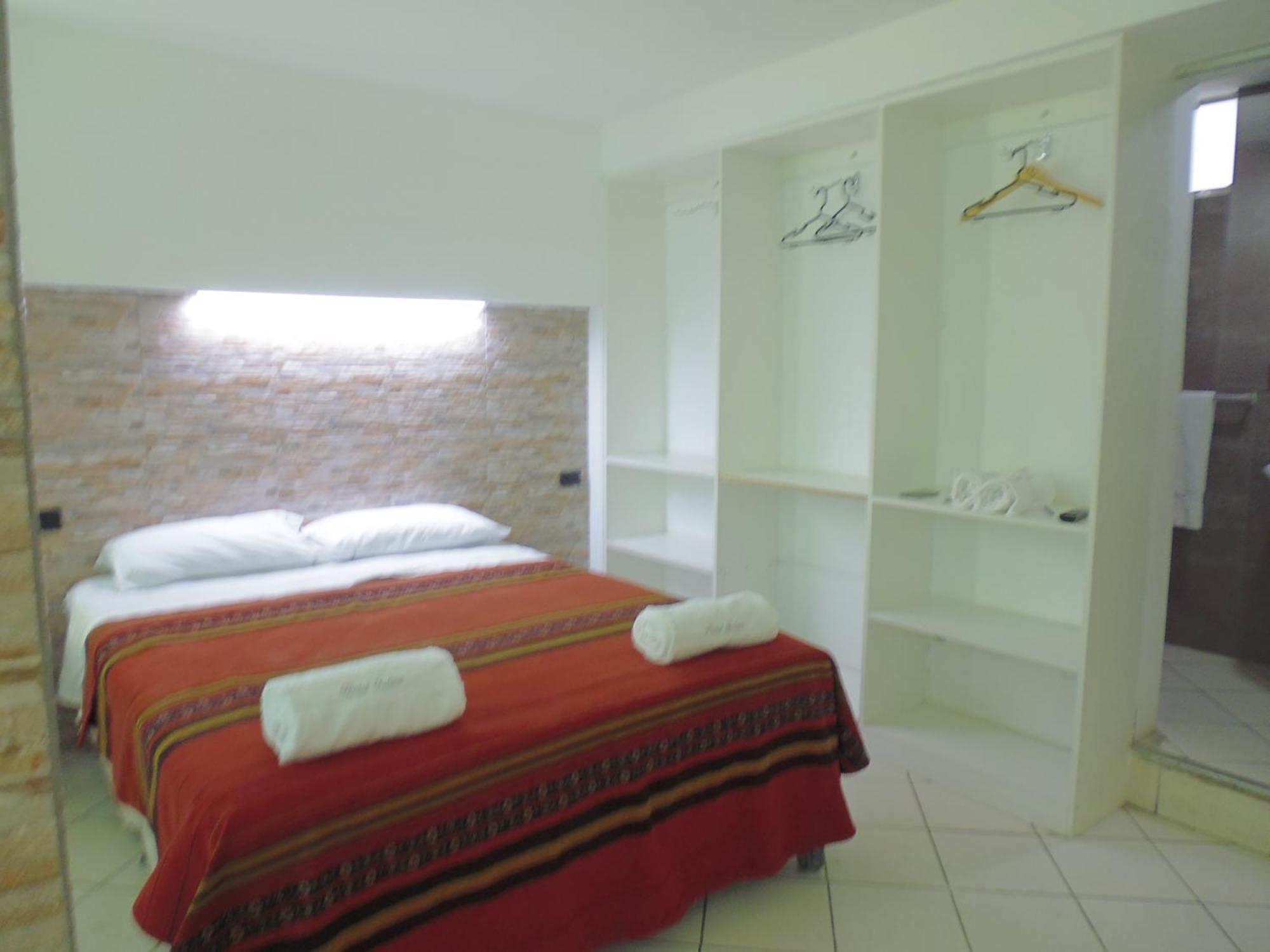 هواتشو Hostal Fatima المظهر الخارجي الصورة